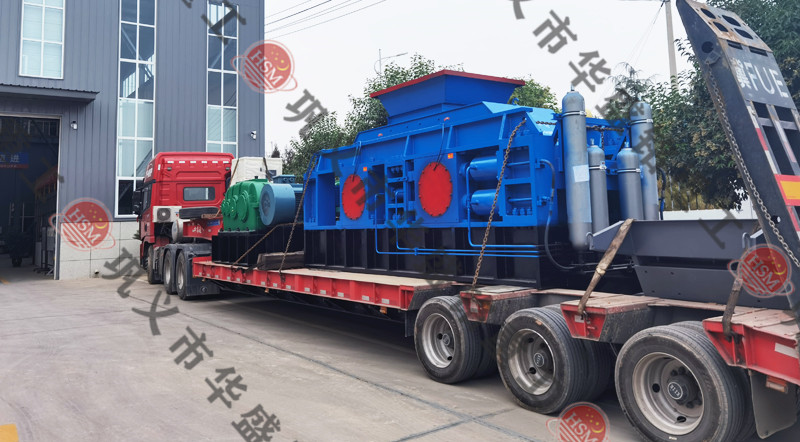 全液壓對(duì)輥制砂機(jī)發(fā)貨現(xiàn)場(chǎng)